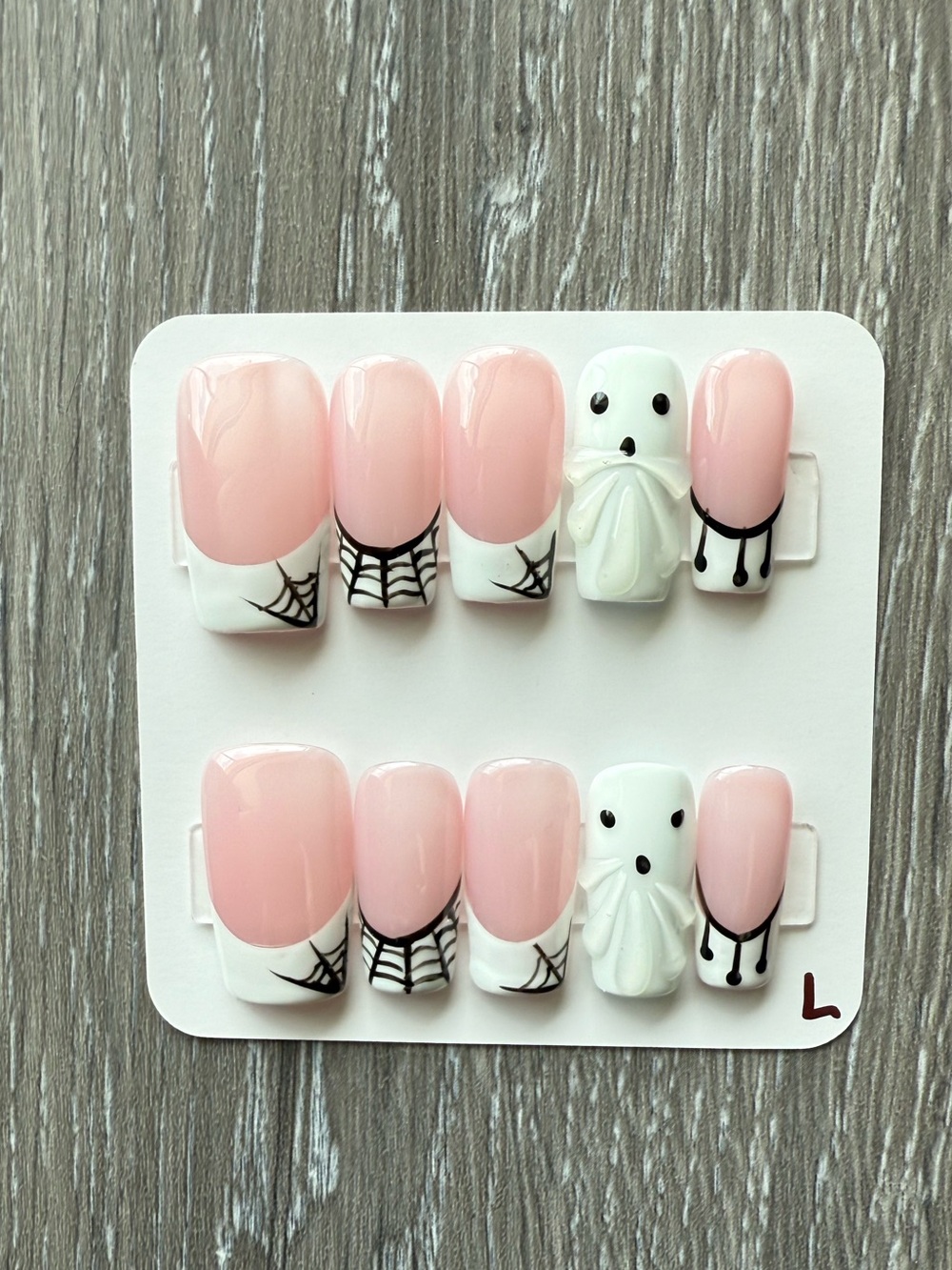 Pink & White Ghost Accent Press-Ons — Spooky Nail Set